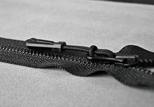 Load image into Gallery viewer, TPU Zipper Pull | EZP-PM2