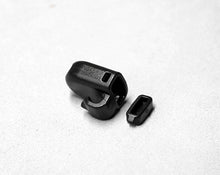 이미지를 갤러리 뷰어에 로드 , POM Cord End Hook | EKCE-H3