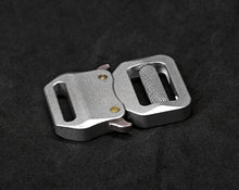 Load image into Gallery viewer, 20MM (3/4”) Aluminum Quick Release Buckle | EKASB-3