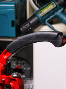 ジーンズメーカーとファッションデザイナー向けの HHK 工業用リベットプレス | HHK