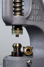 이미지를 갤러리 뷰어에 로드 , YKK | 16.8mm 원피스 트윈프롱 도넛 진 버튼 | YTCB-F168