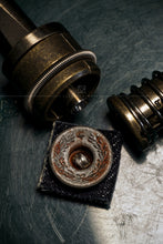 이미지를 갤러리 뷰어에 로드 , YKK | 17mm Cancave-top LAUREL WREATH Twin Prong Jeans Button with Extra-Long Tack | YTCB-FC17E